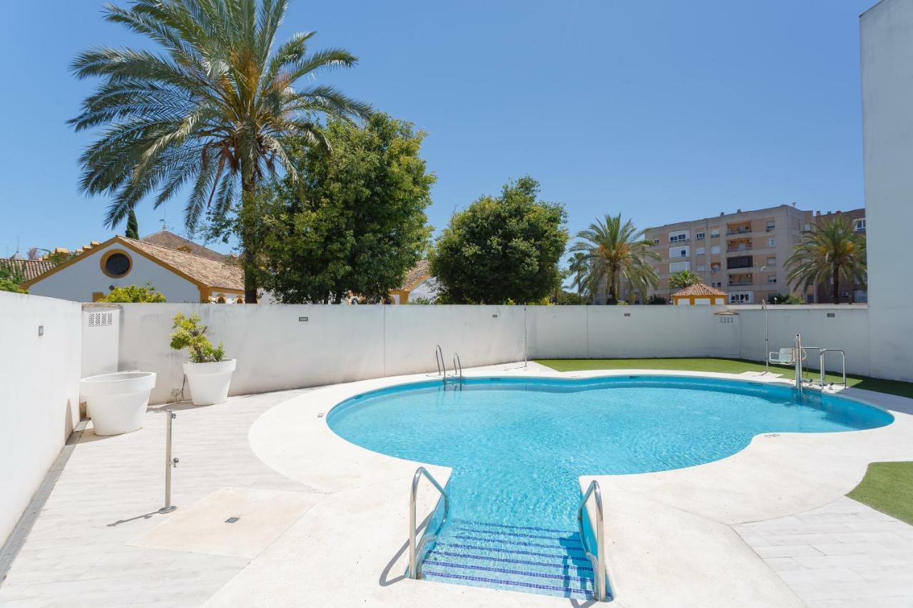 Real Escuela Home Jerez de la Frontera Eksteriør billede